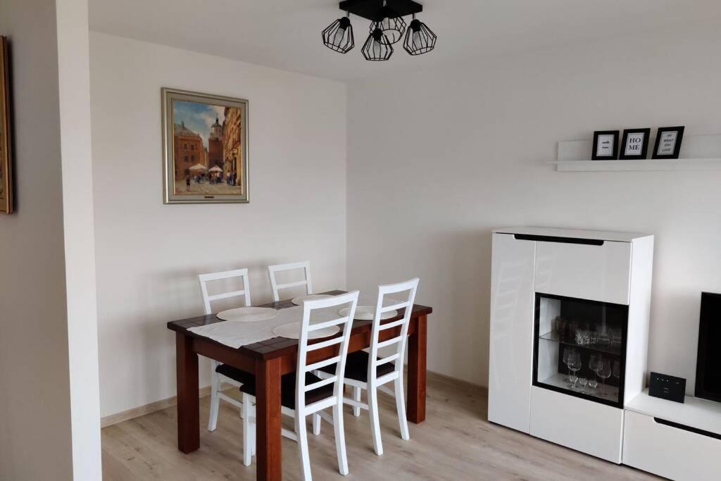 Na 8 Pietrze Apartment *